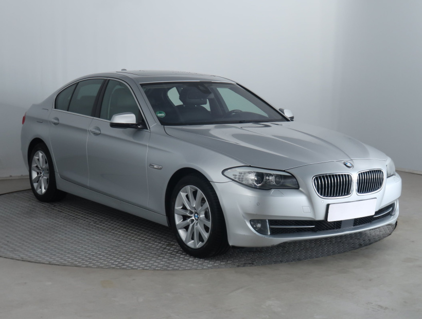BMW 5, 2013