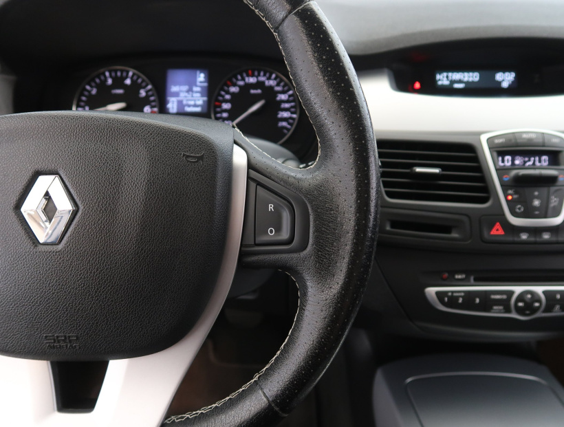 Renault Laguna, 2008