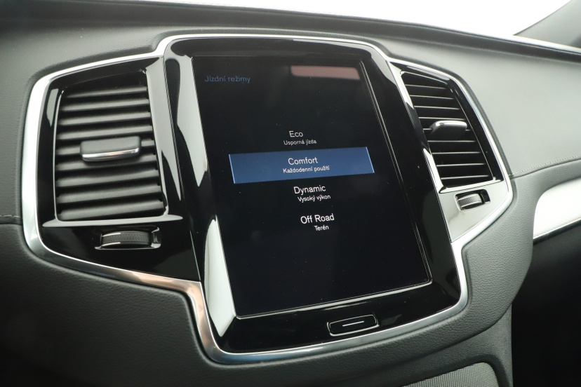 Volvo XC90, 2020