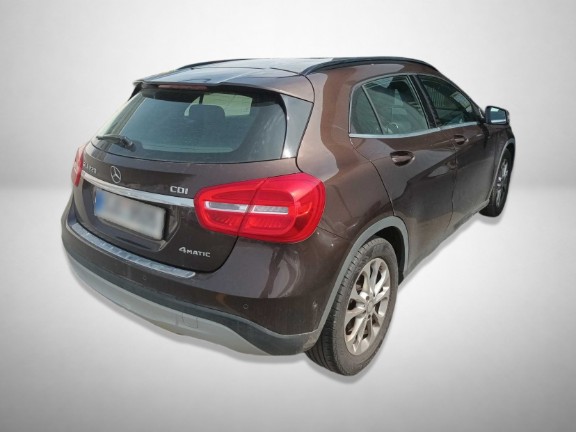 Mercedes-Benz GLA, 2014