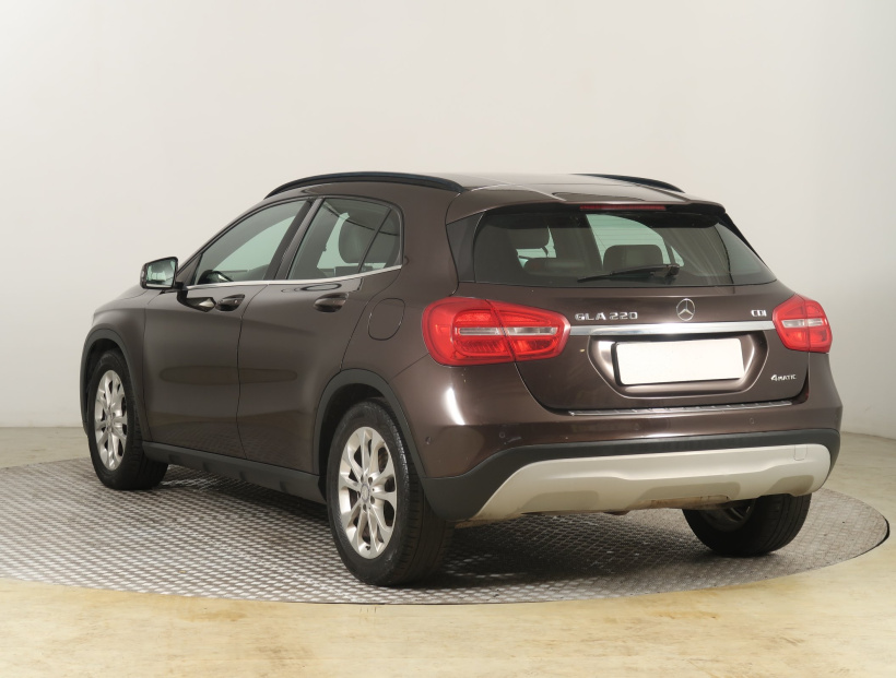 Mercedes-Benz GLA, 2014