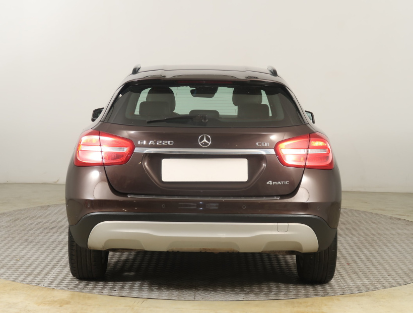 Mercedes-Benz GLA, 2014