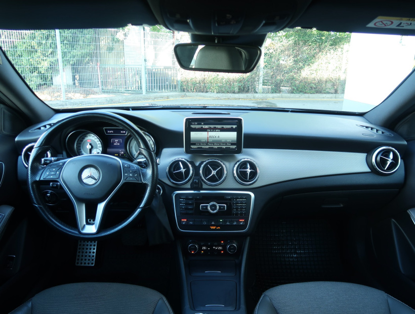 Mercedes-Benz GLA, 2014