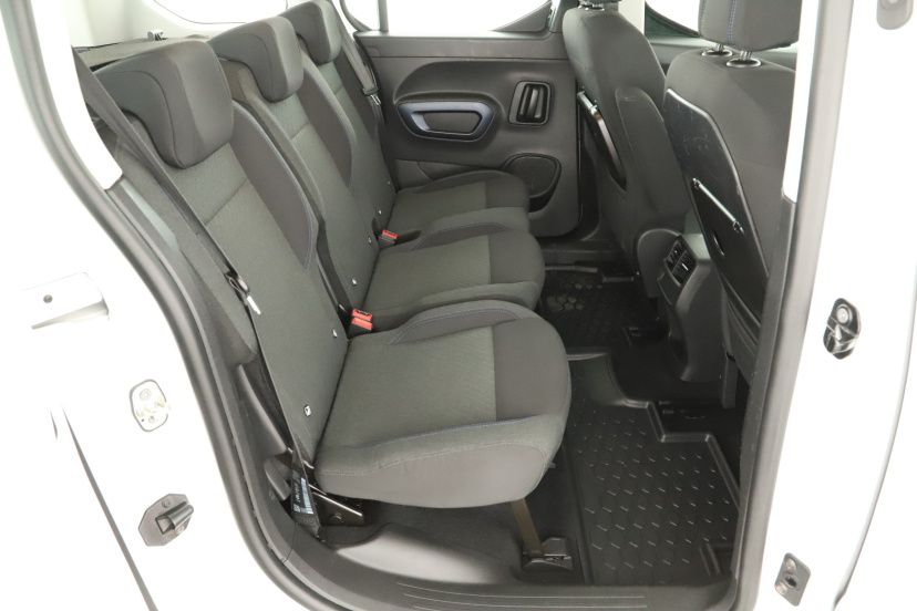 Peugeot Rifter, 2019