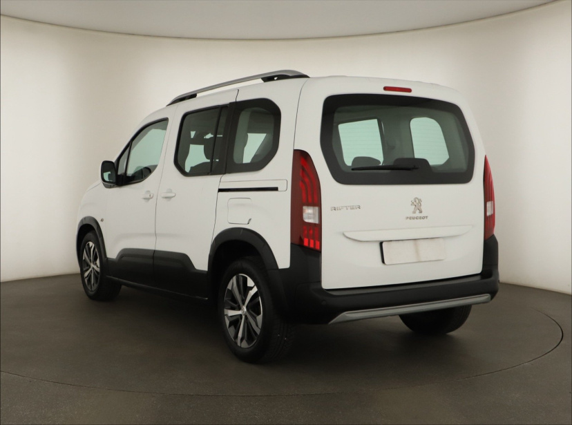 Peugeot Rifter, 2019