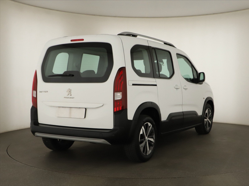 Peugeot Rifter, 2019