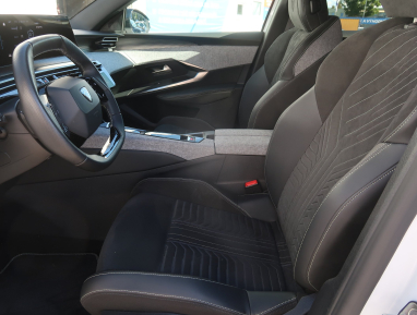 Peugeot e-3008 - 2025