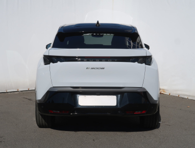 Peugeot e-3008 - 2025