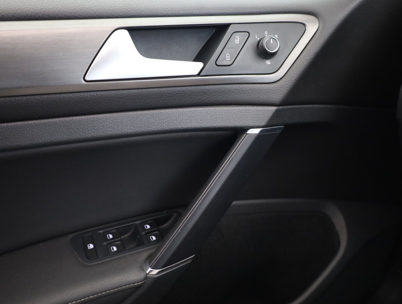 Volkswagen Golf, 2013