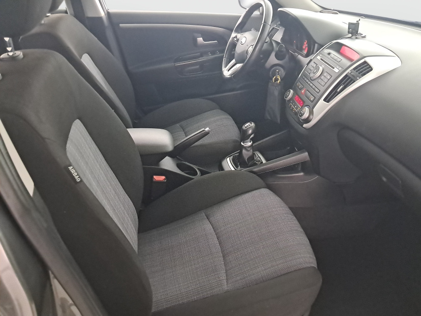 Kia Ceed, 2010