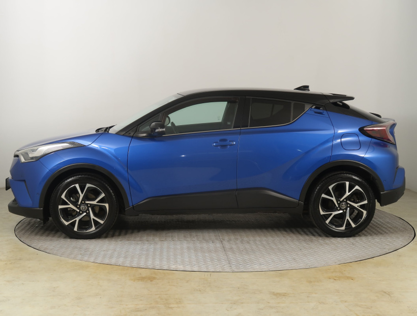 Toyota C-HR, 2017