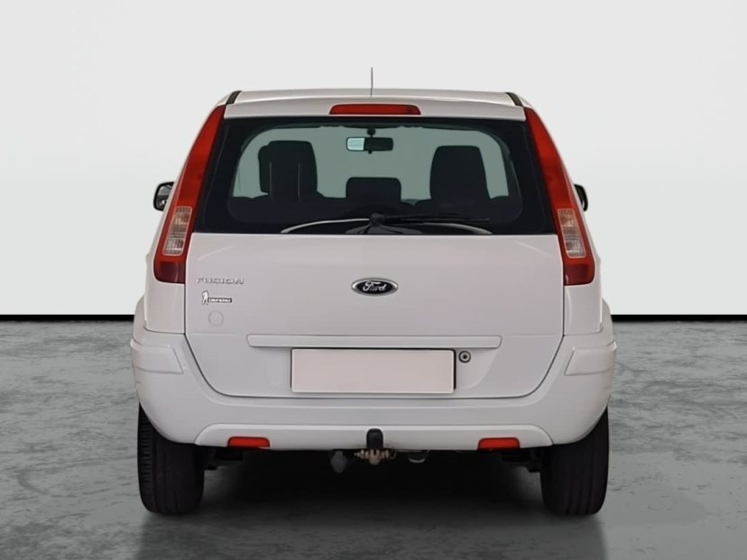 Ford Fusion, 2011