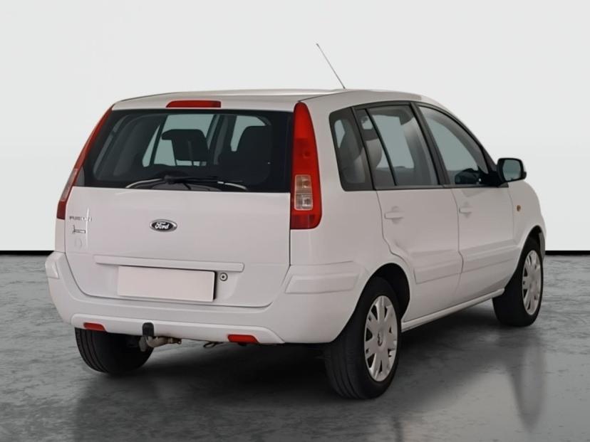 Ford Fusion, 2011