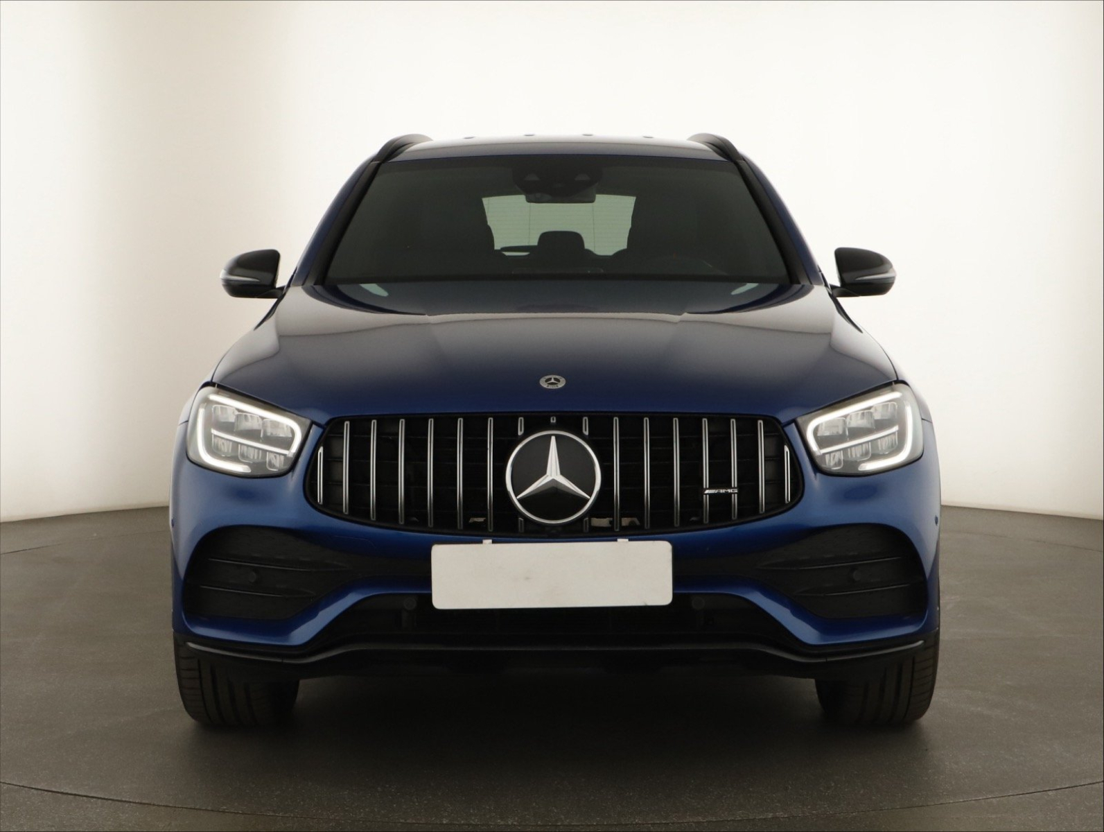 Mercedes-Benz GLC - 2021