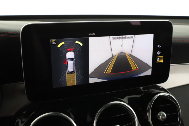 Mercedes-Benz GLC - 2021