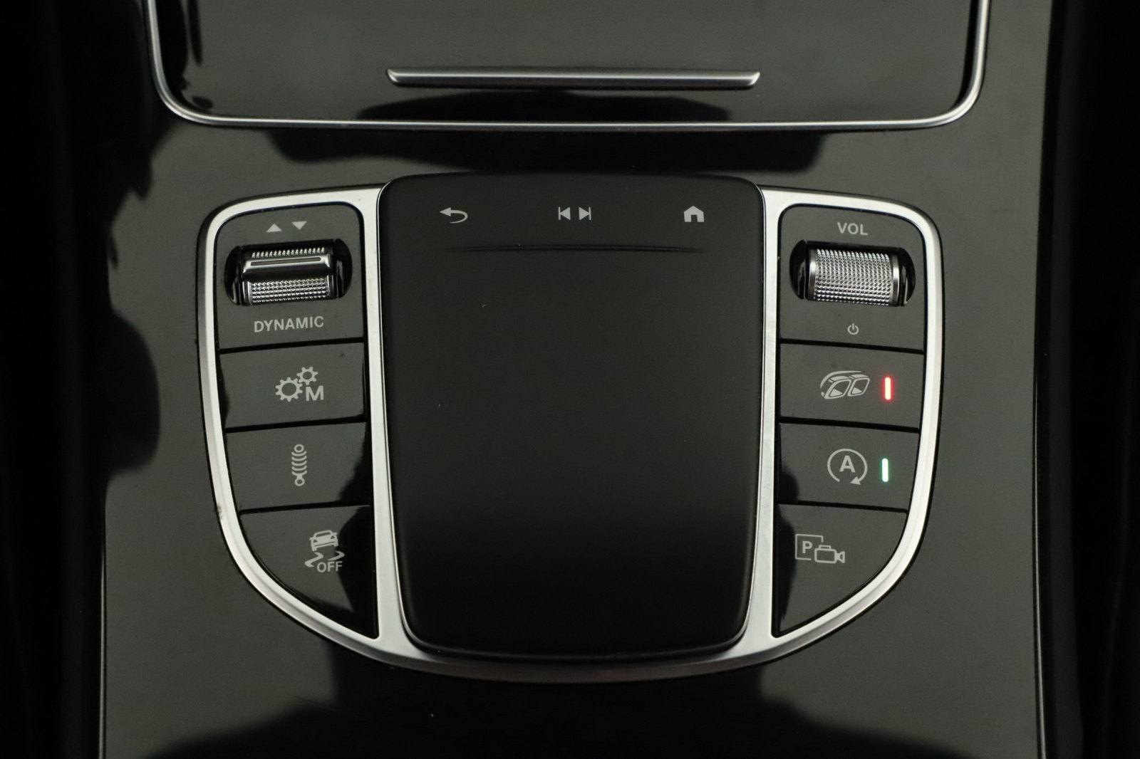 Mercedes-Benz GLC - 2021