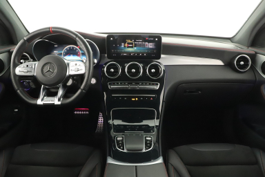 Mercedes-Benz GLC - 2021