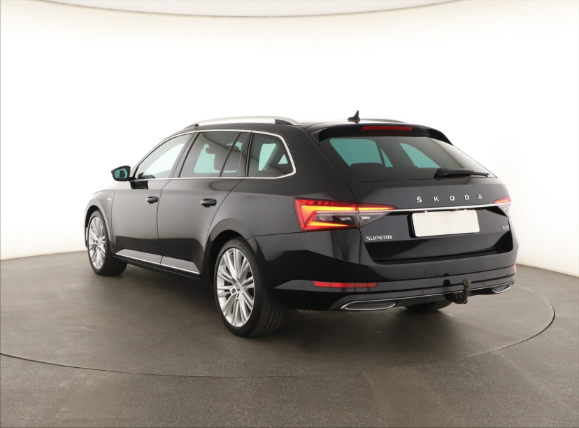 Škoda Superb, 2020