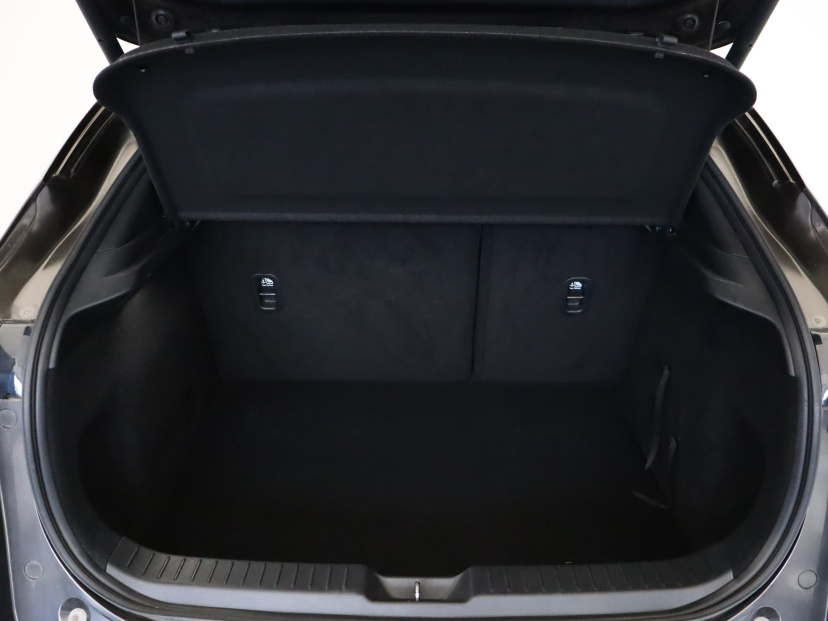Mazda CX-30, 2021
