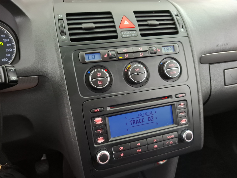 Volkswagen Touran, 2005