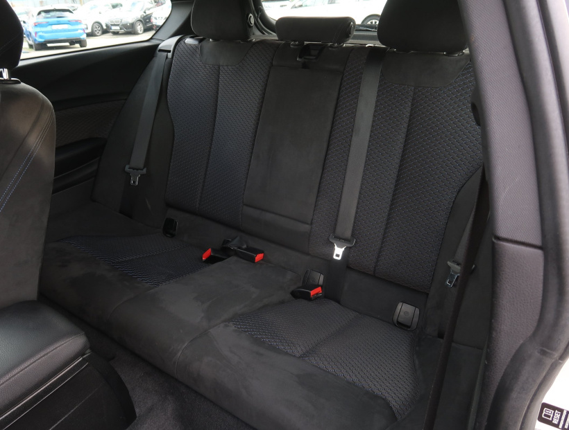 BMW 1, 2013