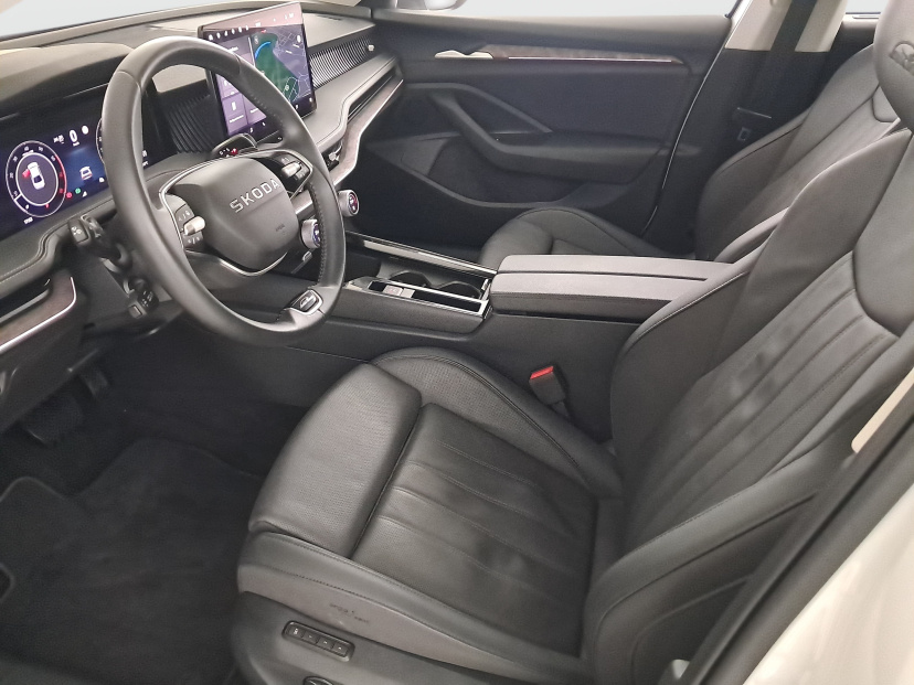 Škoda Superb, 2025