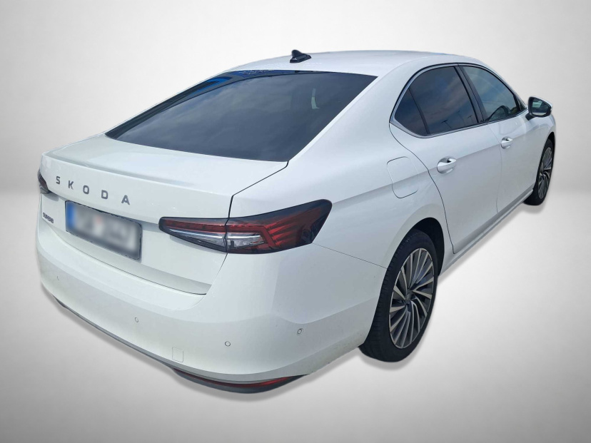 Škoda Superb, 2025