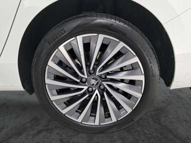 Škoda Superb - 2025