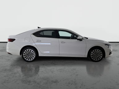 Škoda Superb - 2025