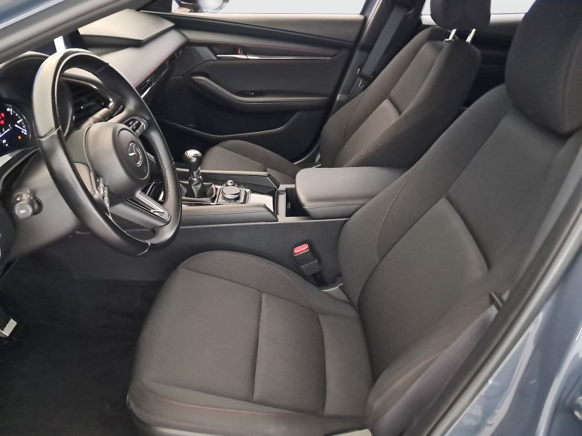 Mazda 3, 2023