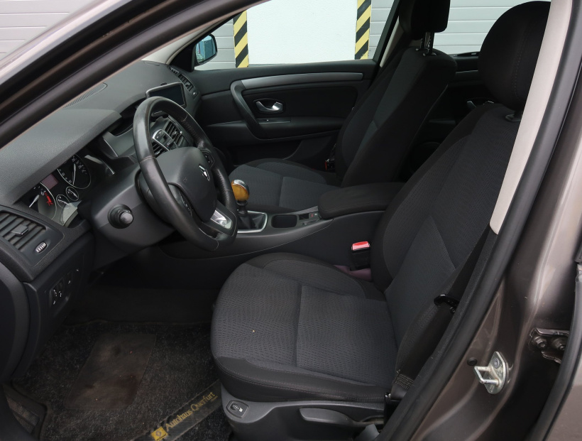 Renault Laguna, 2008