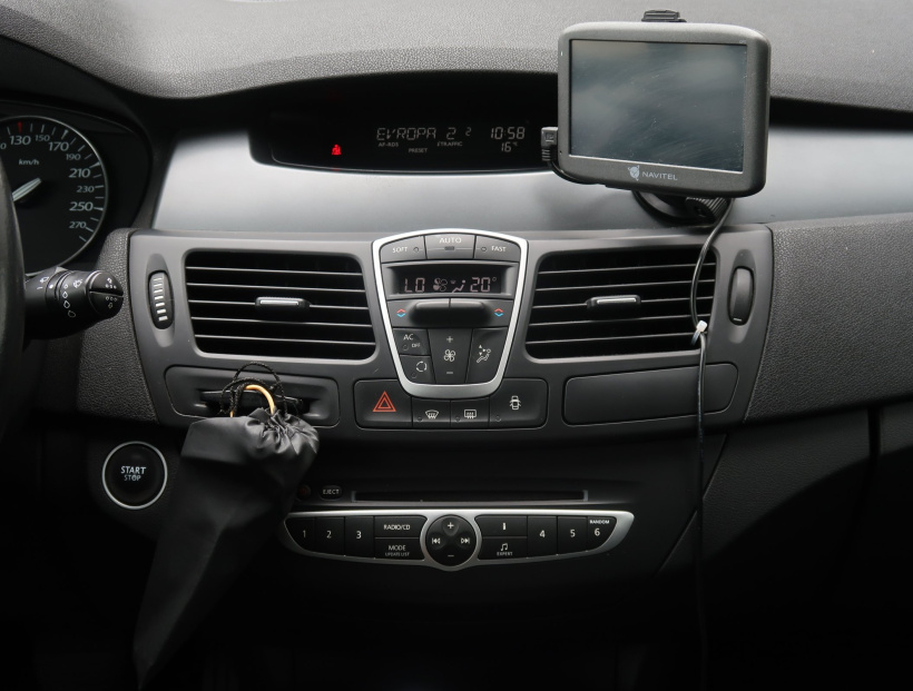 Renault Laguna, 2008