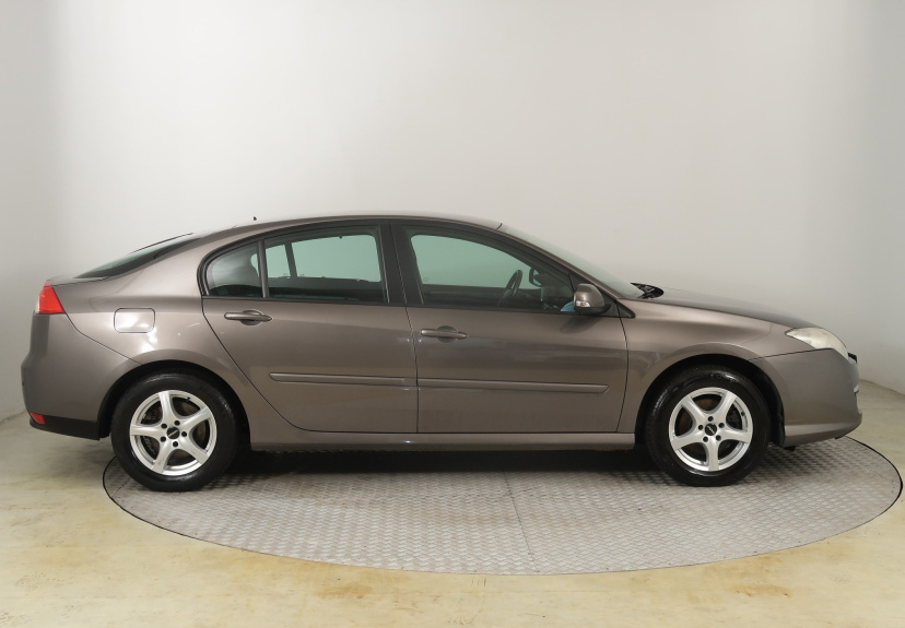 Renault Laguna, 2008