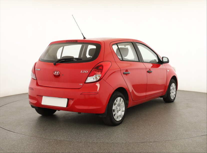 Hyundai i20, 2013