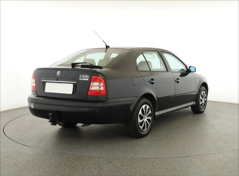Škoda Octavia, 2002