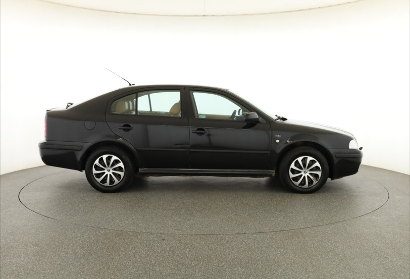 Škoda Octavia, 2002