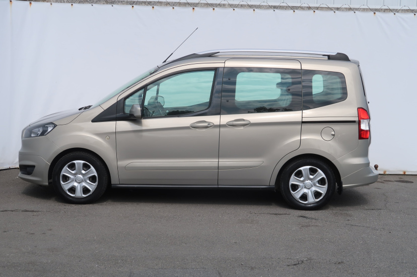 Ford Tourneo Courier, 2018