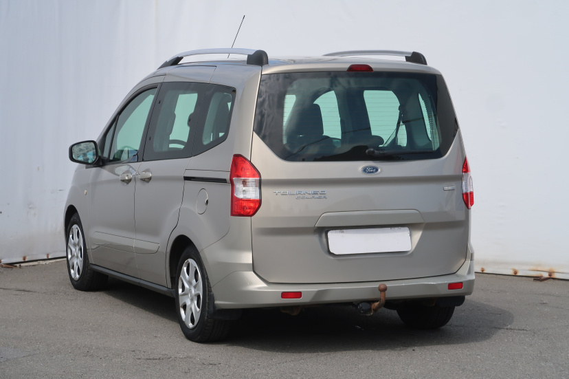 Ford Tourneo Courier, 2018