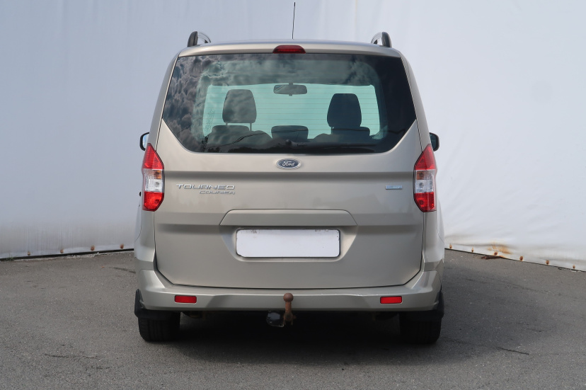 Ford Tourneo Courier, 2018