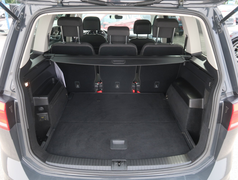 Volkswagen Touran, 2018