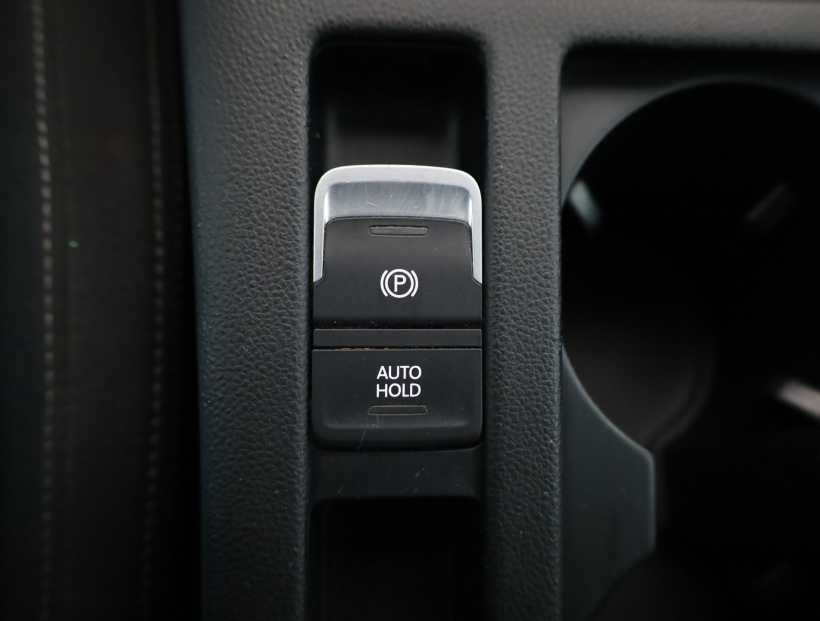 Volkswagen Passat, 2016