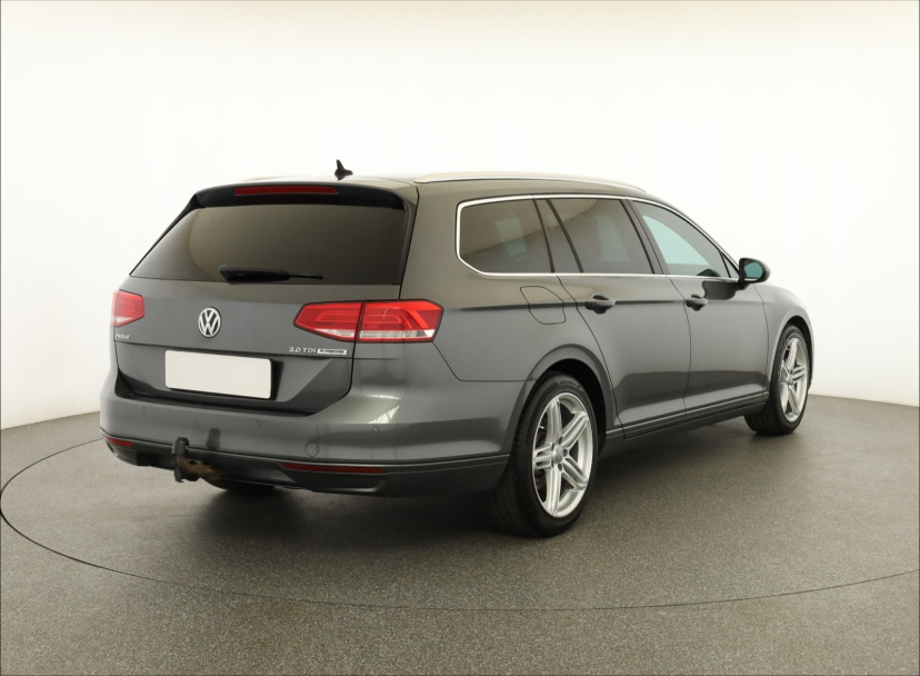 Volkswagen Passat, 2016