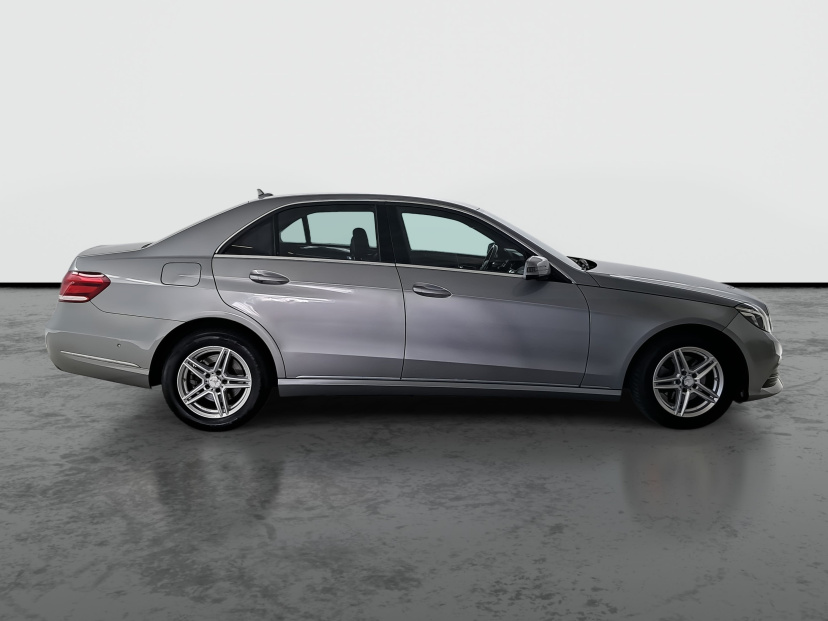 Mercedes-Benz E, 2013