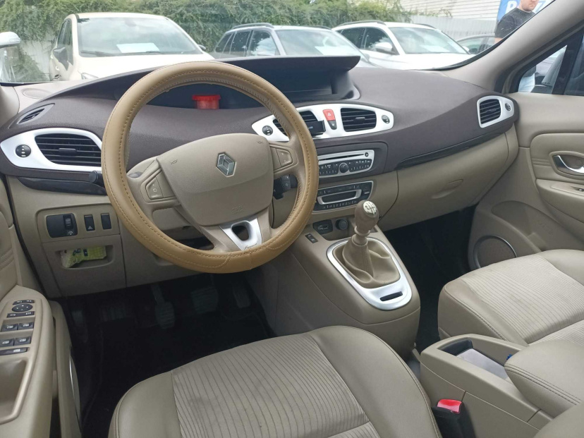 Renault Grand Scenic, 2010