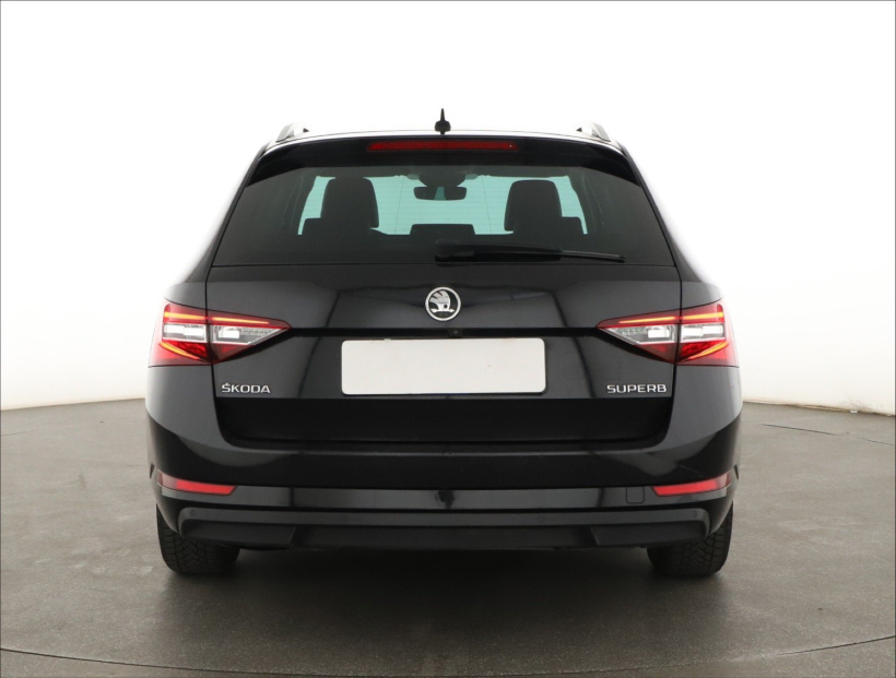 Škoda Superb, 2019
