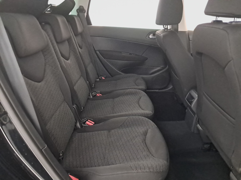 Peugeot 308, 2010
