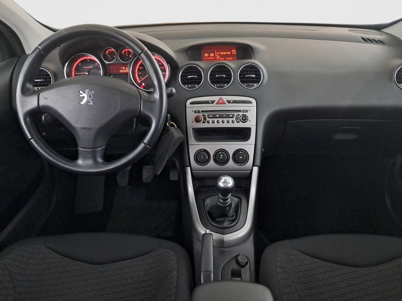 Peugeot 308, 2010