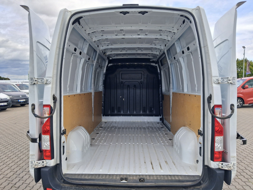Renault Master, 2024