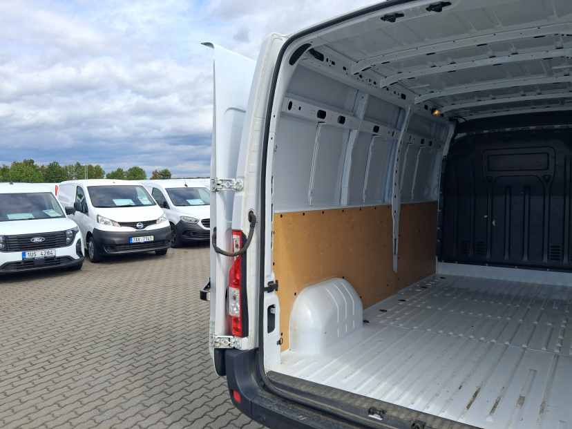 Renault Master, 2024
