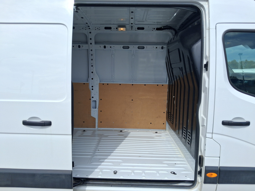 Renault Master, 2024